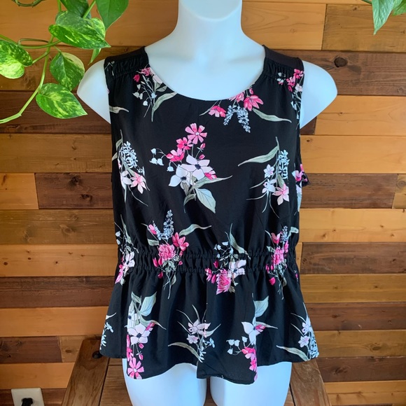 Flower top - Picture 1 of 5